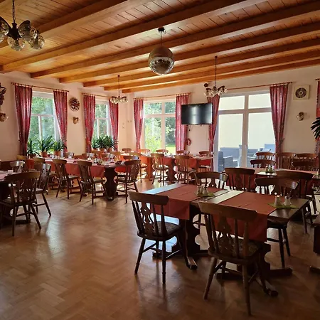 Pensionat Am Rheinsberger Schlosspark 3*